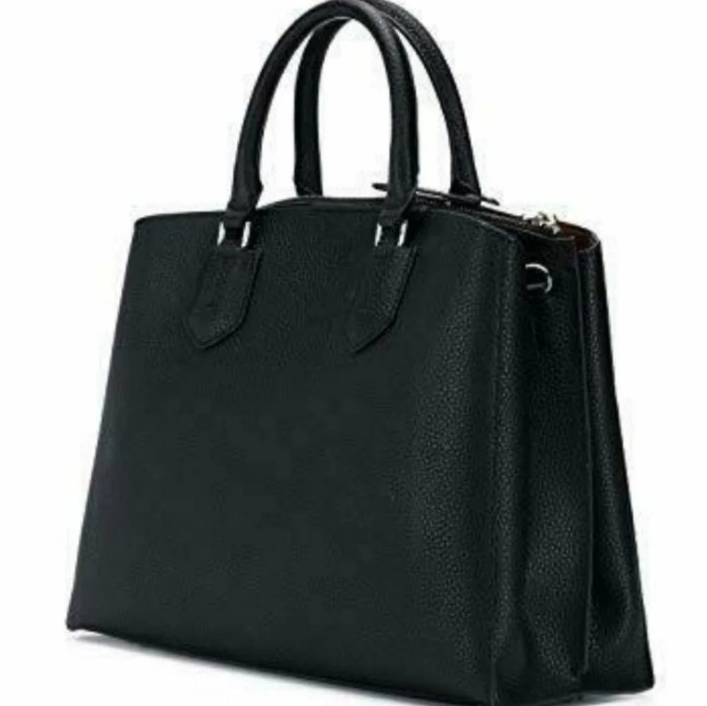 Dkny euc medium